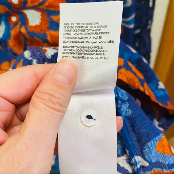 FARM RIO Smocked Pineapple Flowers Navy Blue Blouse Size Small - Picture 13 of 13